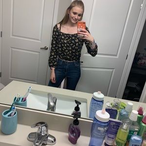 Meet your Posher, Mara